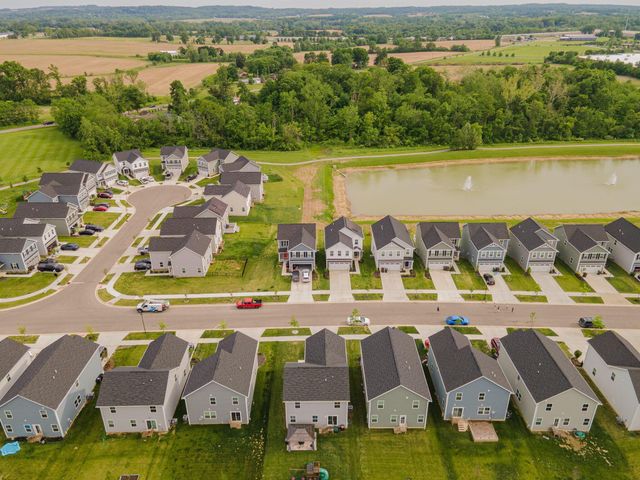 8577 Gable Loop, Canal Winchester, OH 43110