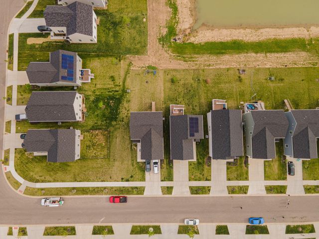 8577 Gable Loop, Canal Winchester, OH 43110