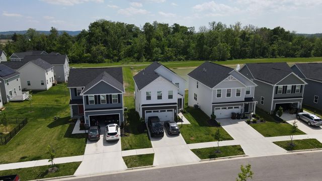 8577 Gable Loop, Canal Winchester, OH 43110