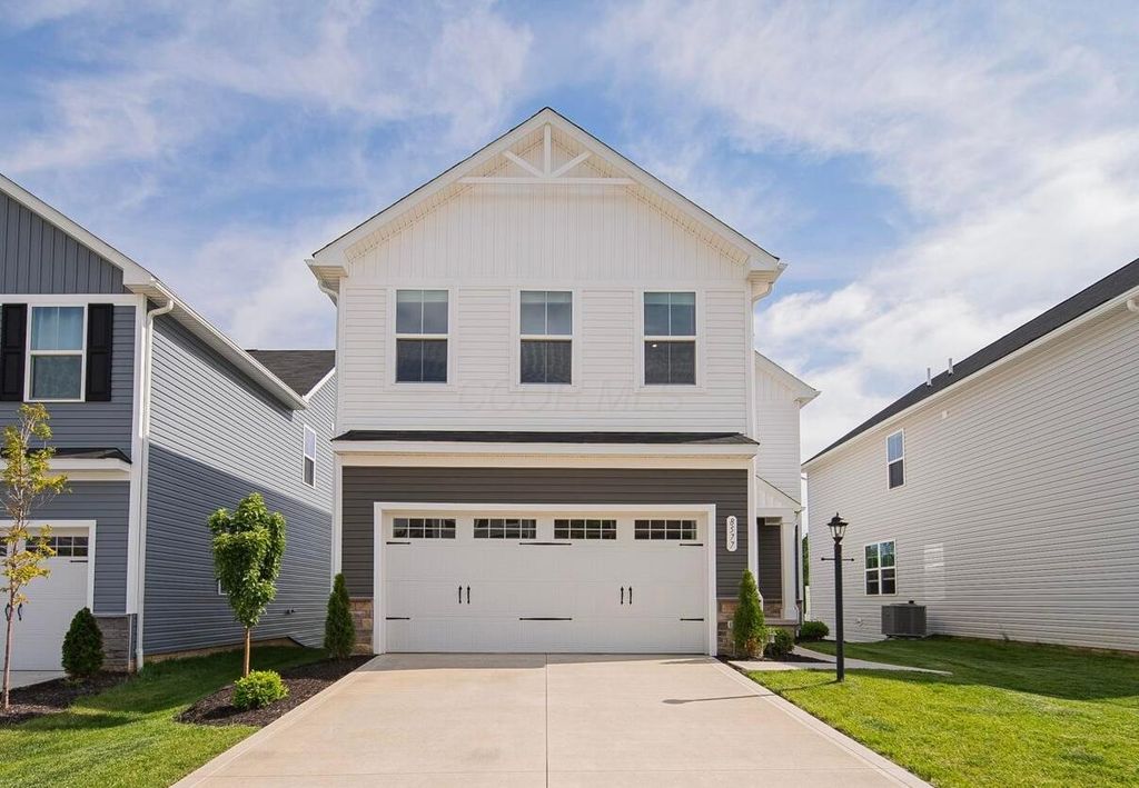 8577 Gable Loop, Canal Winchester, OH 43110