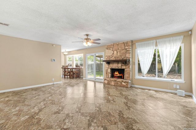 5346 Binz Engleman, Kirby, TX 78219