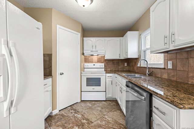 5346 Binz Engleman, Kirby, TX 78219