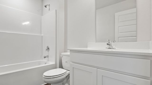 2050 Wiregrass Street, Navarre, FL 32566