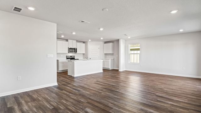 2050 Wiregrass Street, Navarre, FL 32566