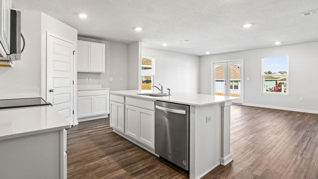 2050 Wiregrass Street, Navarre, FL 32566