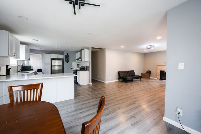 5045 E Admiral Boulevard, Tulsa, OK 74115