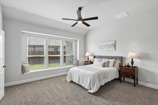 10705 Stanhope Drive, Fort Worth, TX 76036