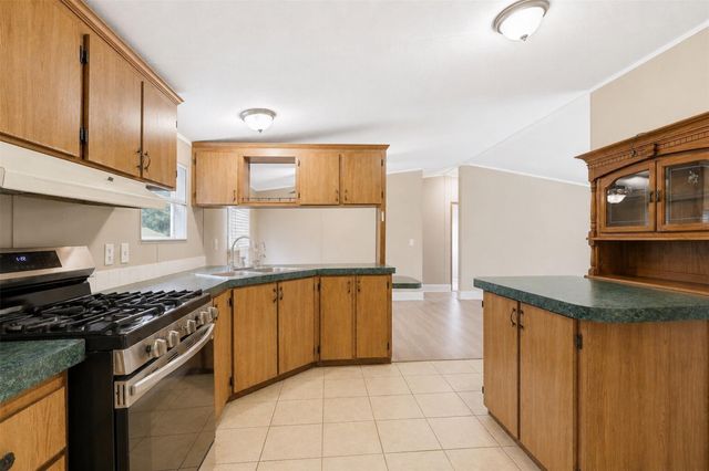 15648 S Tram Road, Splendora, TX 77372