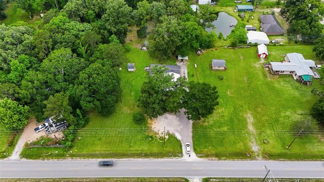 15648 S Tram Road, Splendora, TX 77372