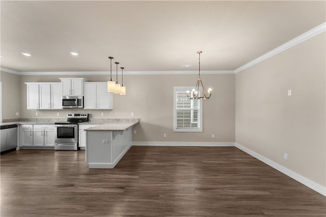 830 NE Heights Lane, Bentonville, AR 72712