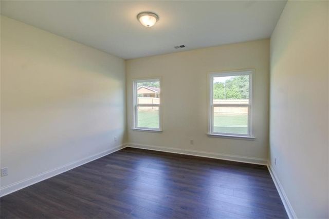 41 Woodland Road, Covington, GA 30016