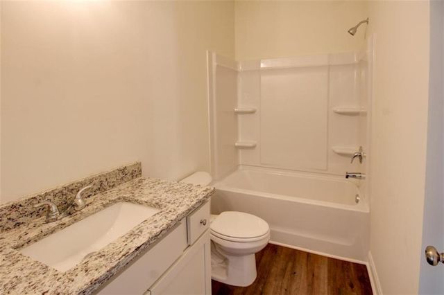 41 Woodland Road, Covington, GA 30016