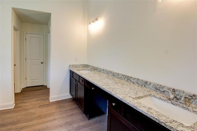 41 Woodland Road, Covington, GA 30016