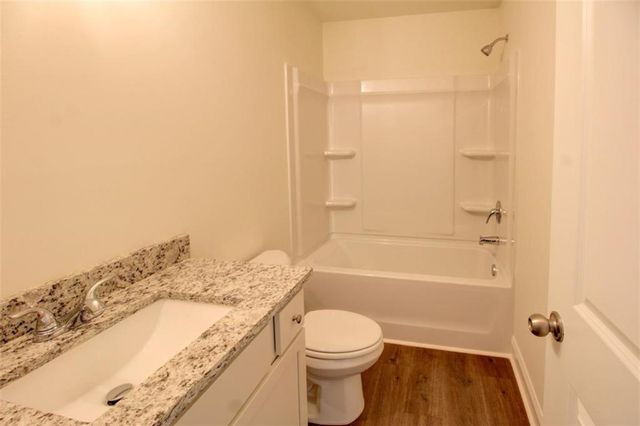 41 Woodland Road, Covington, GA 30016