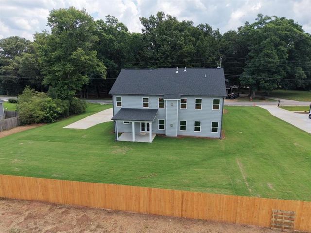 41 Woodland Road, Covington, GA 30016