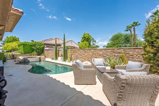 110 Lakefront Way, Rancho Mirage, CA 92270