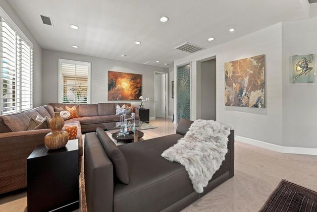 110 Lakefront Way, Rancho Mirage, CA 92270