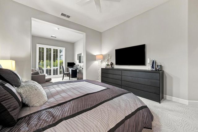 110 Lakefront Way, Rancho Mirage, CA 92270