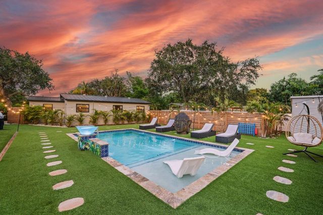 1646 NE 3rd Avenue, Delray Beach, FL 33444