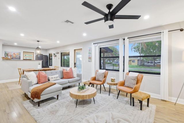 1646 NE 3rd Avenue, Delray Beach, FL 33444