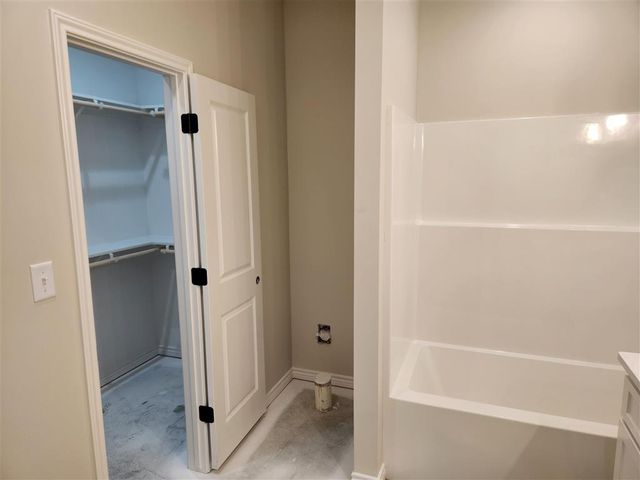 609 Lewis Street, Sulphur, LA 70663