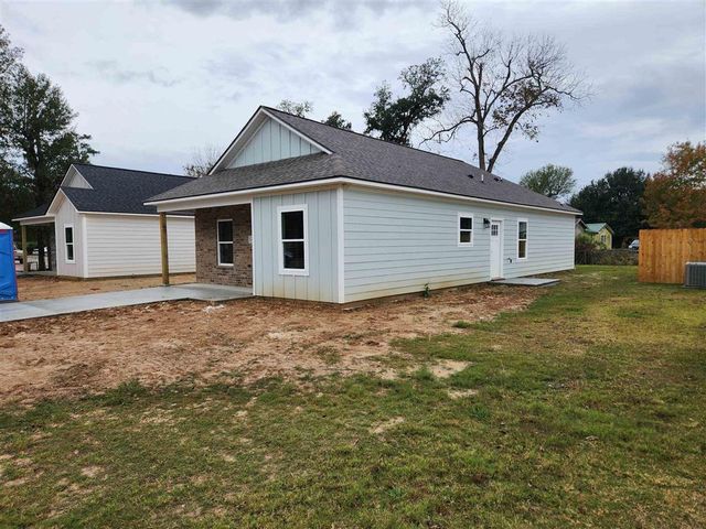 609 Lewis Street, Sulphur, LA 70663