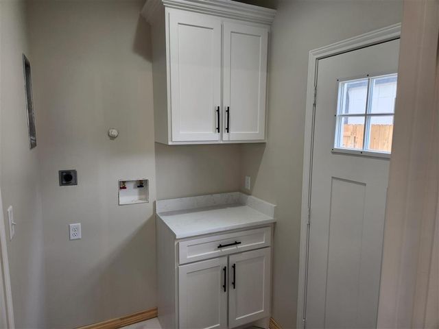 609 Lewis Street, Sulphur, LA 70663