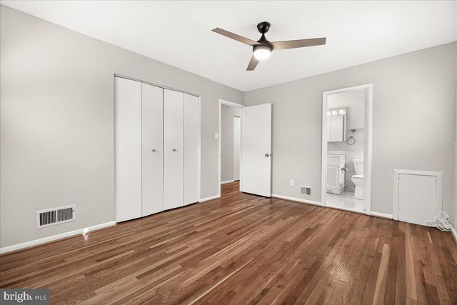 11905 HUNTERS LN, Rockville, MD 20852