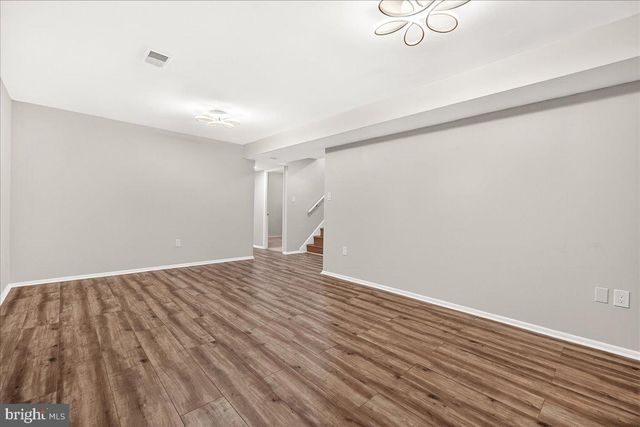 11905 HUNTERS LN, Rockville, MD 20852