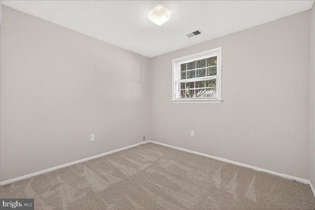 11905 HUNTERS LN, Rockville, MD 20852