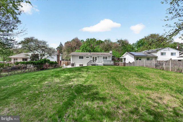 11905 HUNTERS LN, Rockville, MD 20852