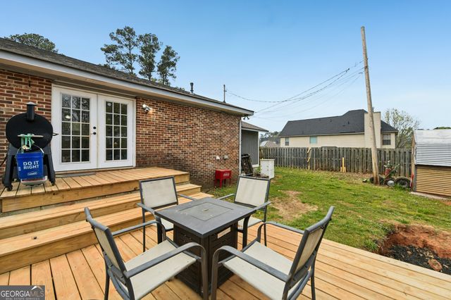 8165 Laurel Drive SW, Covington, GA 30014
