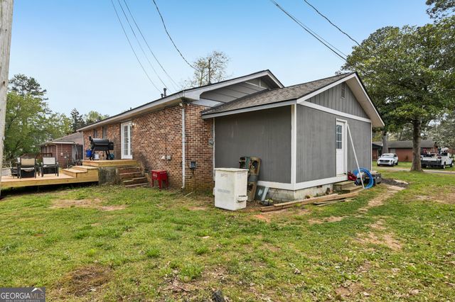 8165 Laurel Drive SW, Covington, GA 30014