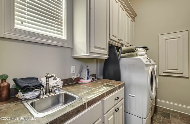 505 Jasper Circle, Flowood, MS 39232