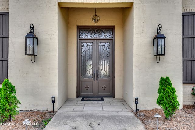 505 Jasper Circle, Flowood, MS 39232