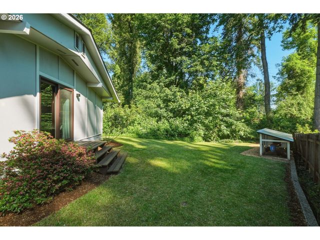 19872 WHITE CLOUD Cir, West Linn, OR 97068