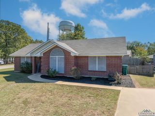 503 Victory Ln, Hughes Springs, TX 75656