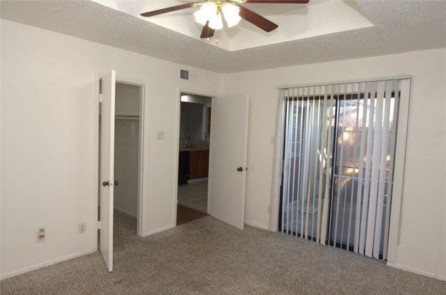 1801 W Spring Creek Parkway D2, Plano, TX 75023