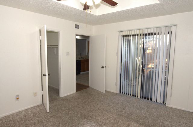 1801 W Spring Creek Parkway D2, Plano, TX 75023