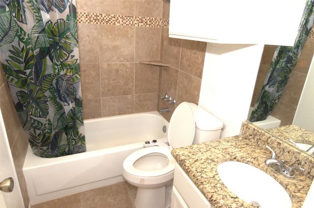 1801 W Spring Creek Parkway D2, Plano, TX 75023