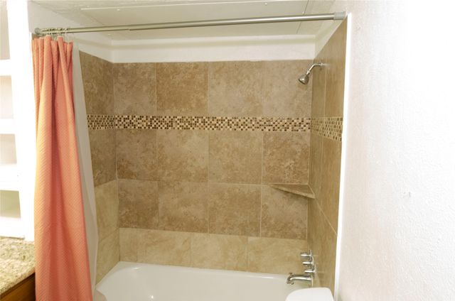1801 W Spring Creek Parkway D2, Plano, TX 75023