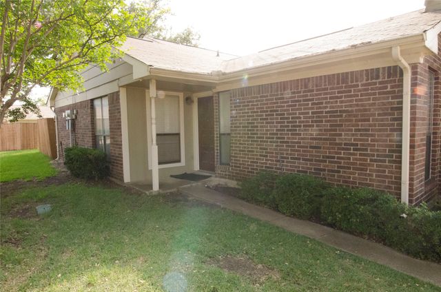 1801 W Spring Creek Parkway D2, Plano, TX 75023