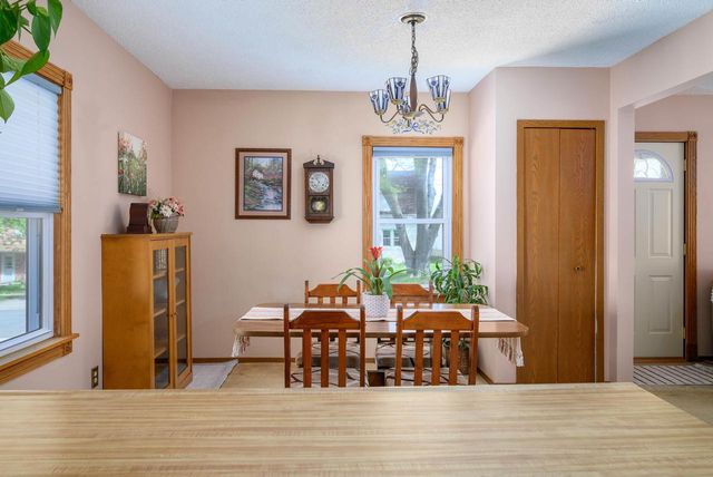 1733 Heath Avenue, Madison, WI 53704