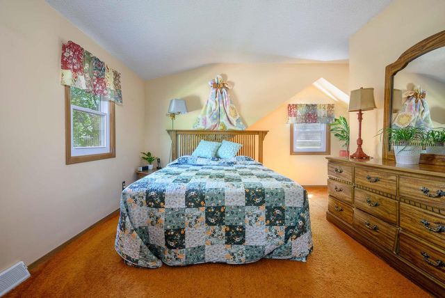 1733 Heath Avenue, Madison, WI 53704