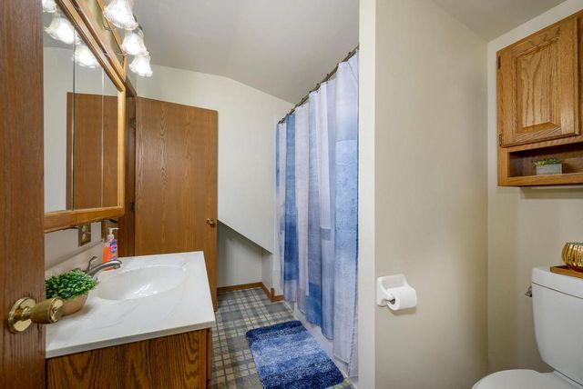 1733 Heath Avenue, Madison, WI 53704