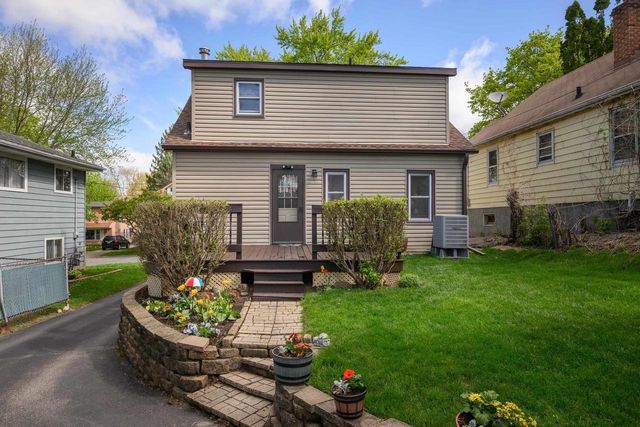 1733 Heath Avenue, Madison, WI 53704