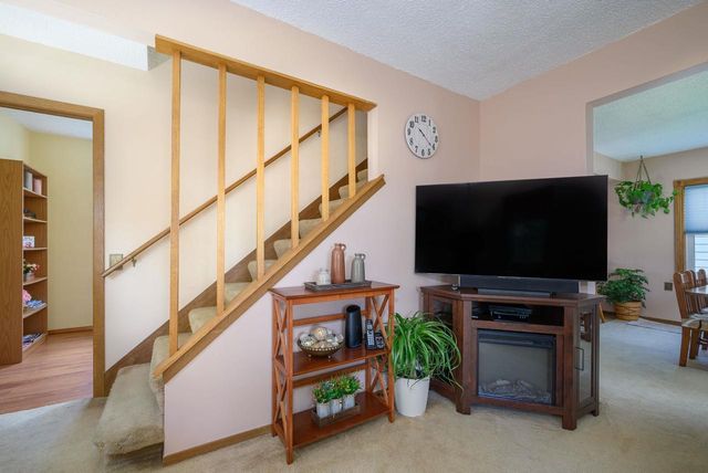 1733 Heath Avenue, Madison, WI 53704
