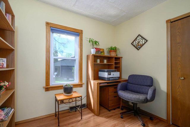 1733 Heath Avenue, Madison, WI 53704