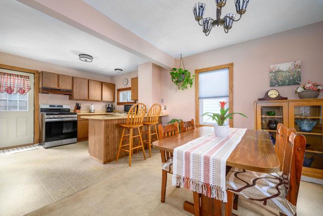 1733 Heath Avenue, Madison, WI 53704