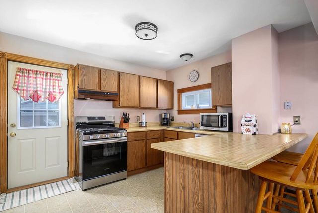 1733 Heath Avenue, Madison, WI 53704